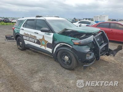 Czwarte zdjęcie samochodu z boku: 2023 FORD EXPLORER POLICE INTERCEPTOR VIN:1FM5K8AB2PGB66497 - miniatura