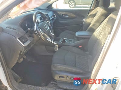 Zdjęcie 7 z 13 samochodu: 2019 GMC TERRAIN SLE VIN:3GKALUEU1KL293187 - miniatura