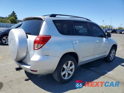 Trzecie zdjęcie samochodu z tyłu: 2008 TOYOTA RAV4 LIMITED VIN:JTMZK34V285022914 - miniatura
