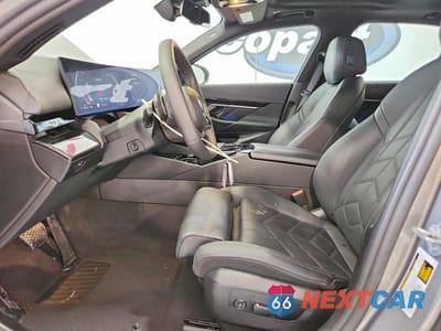 Zdjęcie 7 z 13 samochodu: 2026 BMW 530 I VIN:WBA43FJ09TCV65373 - miniatura