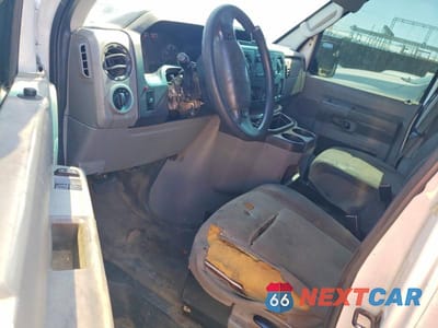 Zdjęcie 8 z 13 samochodu: 2011 FORD ECONOLINE E250 VAN VIN:1FTNE2EWXBDA56751 - miniatura