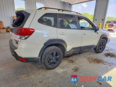 Trzecie zdjęcie samochodu z tyłu: 2022 SUBARU FORESTER WILDERNESS VIN:JF2SKAMCXNH498067 - miniatura