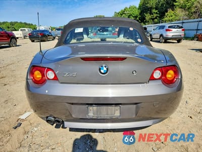 Zdjęcie 6 z 12 samochodu: 2004 BMW Z4 2.5 VIN:4USBT33574LS50682 - miniatura
