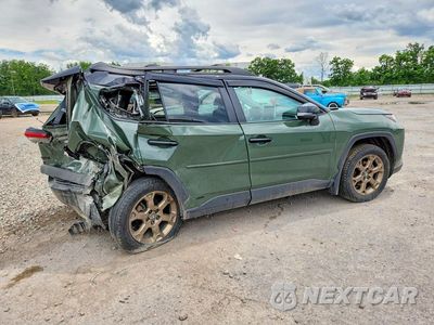 Trzecie zdjęcie samochodu z tyłu: 2024 TOYOTA RAV4 WOODLAND EDITION VIN:2T3UWRFV3RW239865 - miniatura
