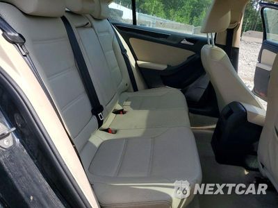 Zdjęcie 10 z 12 samochodu: 2015 VOLKSWAGEN JETTA TDI VIN:3VWLA7AJ7FM325564 - miniatura