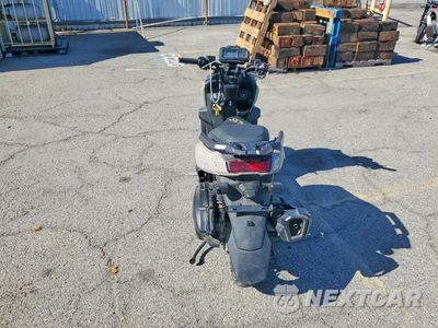 Zdjęcie 6 z 9 samochodu: 2022 YAMAHA YW125 VIN:RKRSEH9Y8NA001991 - miniatura