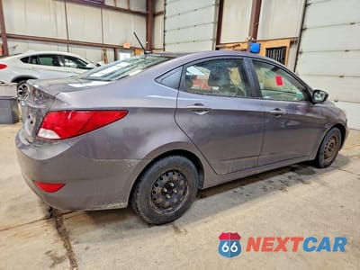 Trzecie zdjęcie samochodu z tyłu: 2016 HYUNDAI ACCENT SE VIN:KMHCT4AE3GU984975 - miniatura