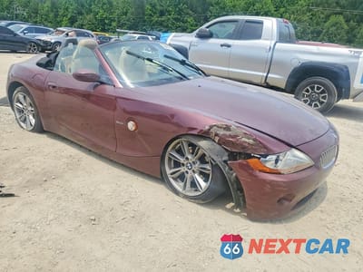 Czwarte zdjęcie samochodu z boku: 2004 BMW Z4 3.0 VIN:4USBT53404LU06189 - miniatura