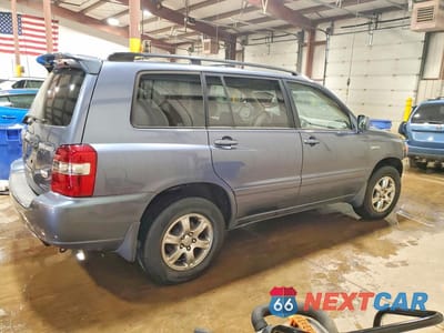 Trzecie zdjęcie samochodu z tyłu: 2005 TOYOTA HIGHLANDER LIMITED VIN:JTEEP21A550135725 - miniatura