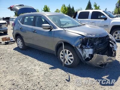 Czwarte zdjęcie samochodu z boku: 2018 NISSAN ROGUE S VIN:5N1AT2MV7JC823064 - miniatura