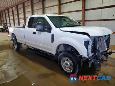 Czwarte zdjęcie samochodu z boku: 2022 FORD F250 SUPER DUTY VIN:1FT7X2B67NEE49998 - miniatura