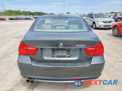 Zdjęcie 6 z 12 samochodu: 2009 BMW 328 XI SULEV VIN:WBAPK53569A646080 - miniatura
