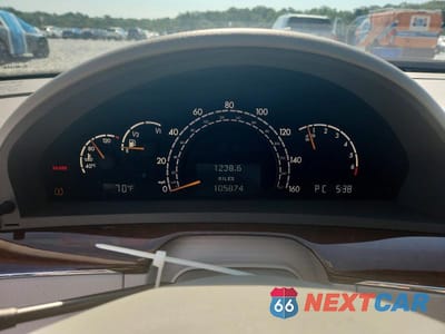 Zdjęcie 9 z 12 samochodu: 2006 MERCEDES-BENZ S 500 VIN:WDBNG75J86A470435 - miniatura
