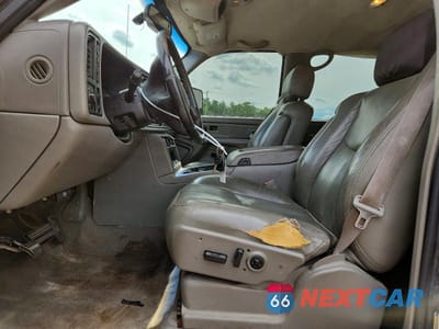 Zdjęcie 7 z 12 samochodu: 2004 GMC NEW SIERRA K1500 VIN:2GTEK13TX41378932 - miniatura