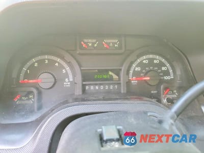 Zdjęcie 9 z 13 samochodu: 2013 FORD ECONOLINE E350 SUPER DUTY CUTAWAY VAN VIN:1FDWE3FL0DDA05708 - miniatura