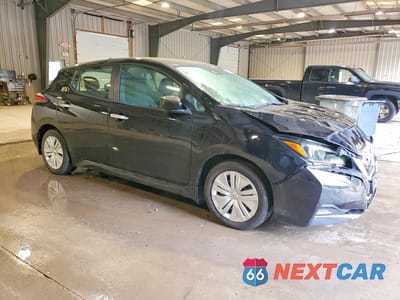Czwarte zdjęcie samochodu z boku: 2022 NISSAN LEAF S VIN:1N4AZ1BV9NC551855 - miniatura
