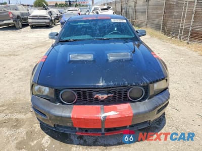 Piąte zdjęcie samochodu w środku: 2007 FORD MUSTANG GT VIN:1ZVFT82H675229408 - miniatura