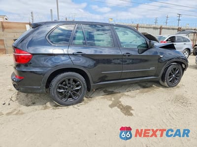 Trzecie zdjęcie samochodu z tyłu: 2011 BMW X5 XDRIVE35I VIN:5UXZV4C58BL405546 - miniatura