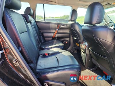 Zdjęcie 11 z 13 samochodu: 2013 TOYOTA HIGHLANDER LIMITED VIN:5TDDK3EH8DS271127 - miniatura