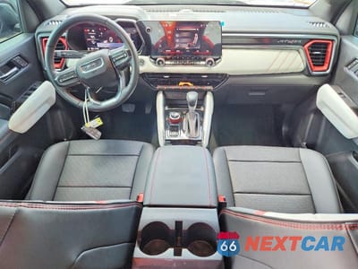 Zdjęcie 8 z 13 samochodu: 2025 GMC CANYON AT4 VIN:1GTP2DEK2S1154586 - miniatura