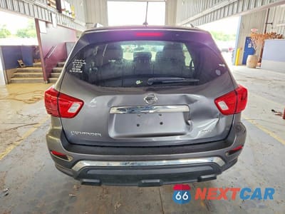 Zdjęcie 6 z 13 samochodu: 2017 NISSAN PATHFINDER S VIN:5N1DR2MM3HC911557 - miniatura