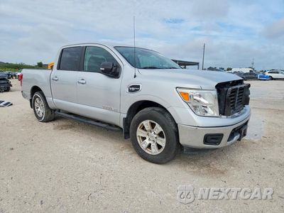 Czwarte zdjęcie samochodu z boku: 2017 NISSAN TITAN S VIN:1N6AA1EK2HN518012 - miniatura