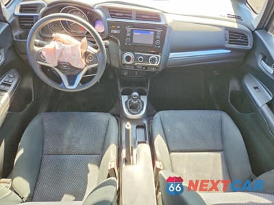 Zdjęcie 8 z 13 samochodu: 2018 HONDA FIT LX VIN:3HGGK5G47JM733841 - miniatura