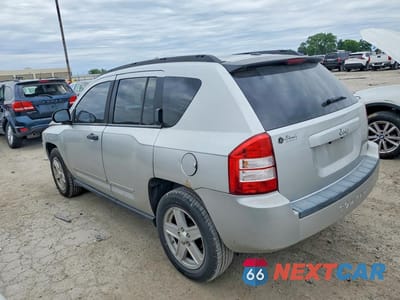 Drugie zdjęcie samochodu z przodu: 2008 JEEP COMPASS SPORT VIN:1J8FT47W58D519755 - miniatura