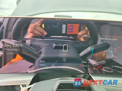 Zdjęcie 9 z 12 samochodu: 2026 CADILLAC LYRIQ LUXURY VIN:1GYKPNRKXTZ306154 - miniatura