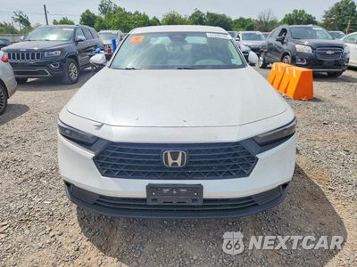 Piąte zdjęcie samochodu w środku: 2023 HONDA ACCORD VIN:1HGCY1F20PA042016 - miniatura