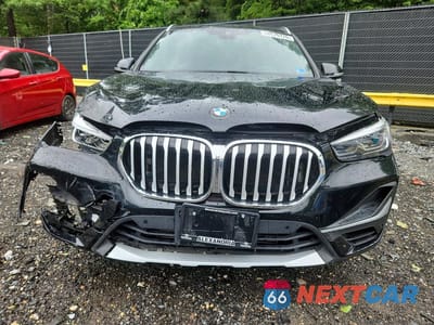Piąte zdjęcie samochodu w środku: 2021 BMW X1 XDRIVE28I VIN:WBXJG9C06M5S29231 - miniatura