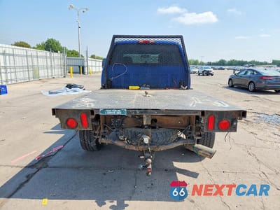 Zdjęcie 6 z 13 samochodu: 2004 CHEVROLET SILVERADO K2500 HEAVY DUTY VIN:1GCHK291X4E156902 - miniatura
