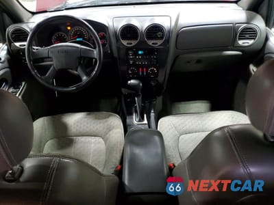 Zdjęcie 8 z 13 samochodu: 2004 GMC ENVOY XUV VIN:1GKET12S746184636 - miniatura