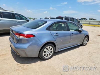 Trzecie zdjęcie samochodu z tyłu: 2022 TOYOTA COROLLA LE VIN:JTDEPMAEXNJ210125 - miniatura