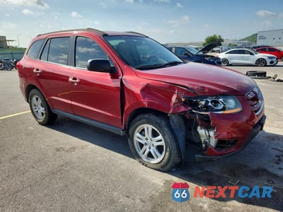 Czwarte zdjęcie samochodu z boku: 2010 HYUNDAI SANTA FE GLS VIN:5NMSG3AB6AH337134 - miniatura