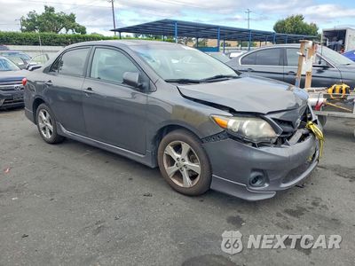 Czwarte zdjęcie samochodu z boku: 2013 TOYOTA COROLLA S VIN:2T1BU4EE3DC938904 - miniatura