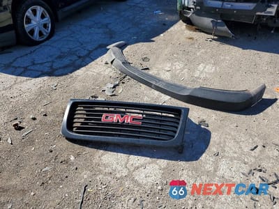 Zdjęcie 13 z 14 samochodu: 2025 GMC SAVANA G2500 VIN:1GTW7AFP8S1197402 - miniatura
