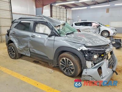 Czwarte zdjęcie samochodu z boku: 2026 CHEVROLET TRAILBLAZER LT VIN:KL79MPSL4TB109689 - miniatura