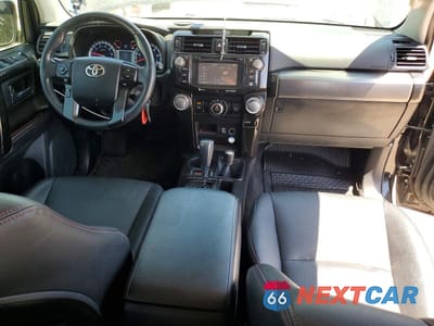 Zdjęcie 8 z 12 samochodu: 2016 TOYOTA 4RUNNER TRAIL PREMIUM VIN:JTEBU5JR7G5326796 - miniatura
