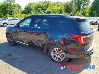 Drugie zdjęcie samochodu z przodu: 2018 FORD EXPLORER XLT VIN:1FM5K8D83JGC44762 - miniatura