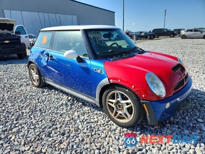 Czwarte zdjęcie samochodu z boku: 2005 MINI COOPER S VIN:WMWRE33445TD94259 - miniatura