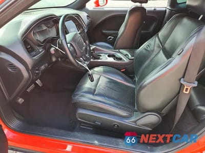 Zdjęcie 7 z 12 samochodu: 2017 DODGE CHALLENGER SXT VIN:2C3CDZAG6HH536416 - miniatura