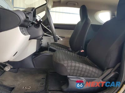 Zdjęcie 7 z 12 samochodu: 2013 SCION IQ BASE VIN:JTNJJXB01DJ024150 - miniatura