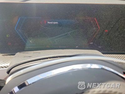 Zdjęcie 9 z 12 samochodu: 2025 BMW XM VIN:5YM23CS01S9Z41185 - miniatura