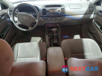 Zdjęcie 8 z 13 samochodu: 2005 TOYOTA CAMRY LE VIN:4T1BE30K65U610512 - miniatura