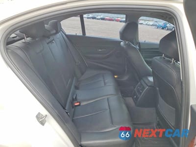 Zdjęcie 10 z 12 samochodu: 2015 BMW 328 D VIN:WBA3D3C5XFK157541 - miniatura