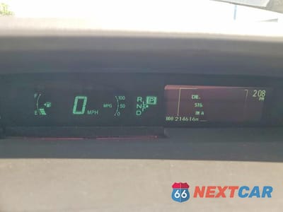 Zdjęcie 9 z 12 samochodu: 2015 TOYOTA PRIUS FOUR VIN:JTDKN3DU3F1908664 - miniatura
