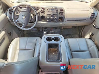 Zdjęcie 8 z 12 samochodu: 2012 CHEVROLET SILVERADO K2500 HEAVY DUTY VIN:1GC2KVCG3CZ310183 - miniatura