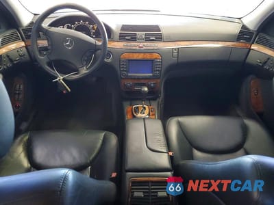 Zdjęcie 8 z 12 samochodu: 2004 MERCEDES-BENZ S 500 VIN:WDBNG75J54A403594 - miniatura