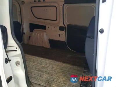 Zdjęcie 11 z 13 samochodu: 2015 RAM PROMASTER CITY VIN:ZFBERFAT5F6198879 - miniatura